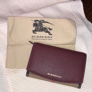 Burberry House Check Derby mahogany leather NWT